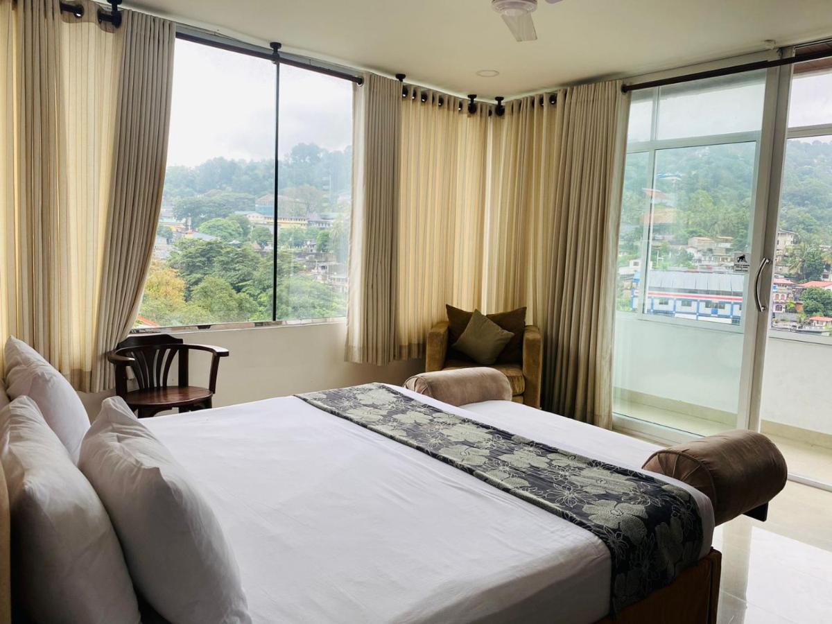 Quick Stop Inn Kandy Exterior foto