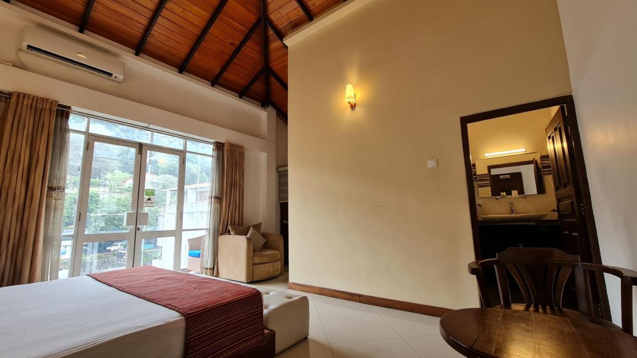 Quick Stop Inn Kandy Exterior foto